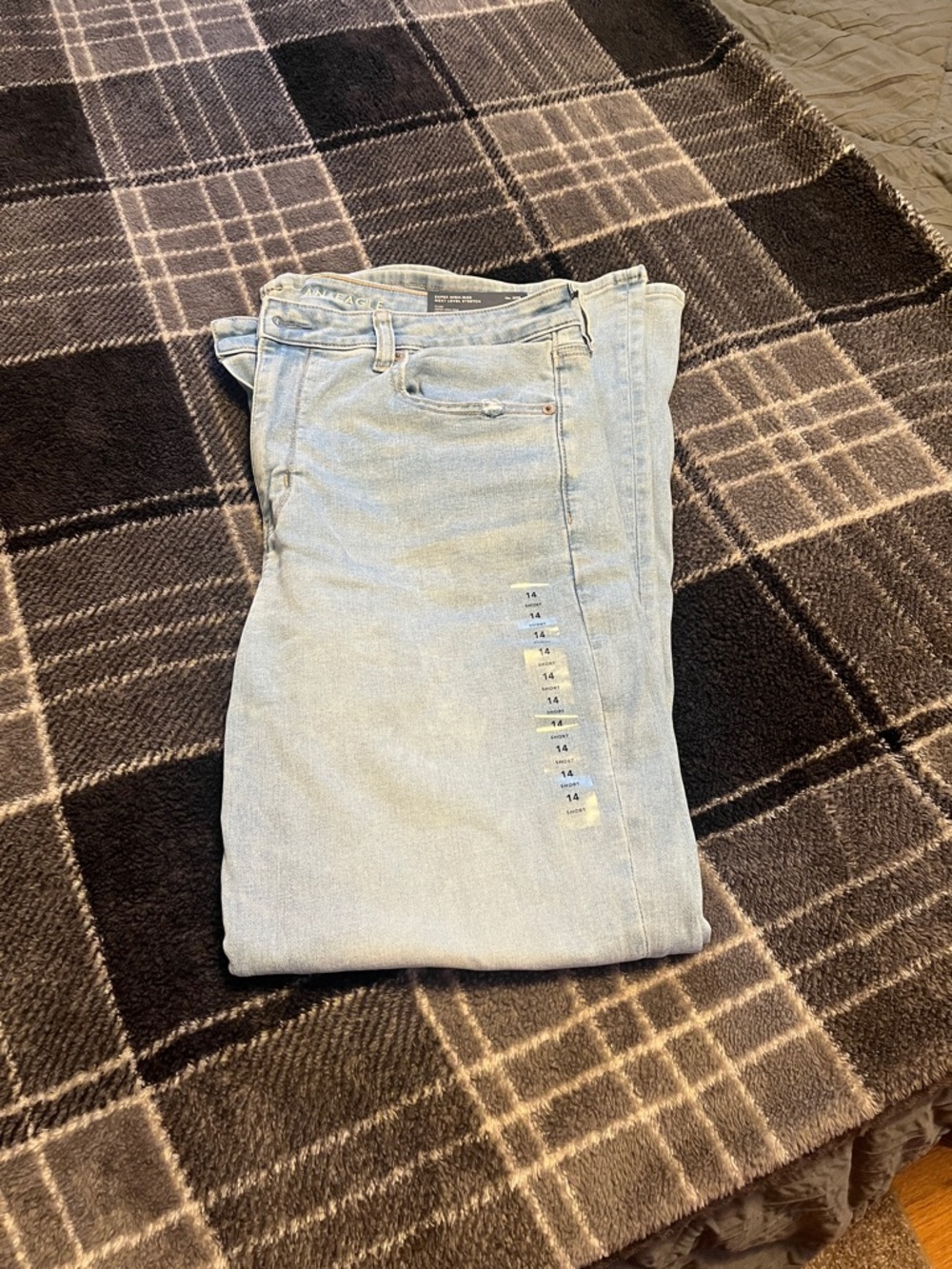 America eagle Light Wash High-Rise Jeans - price firm